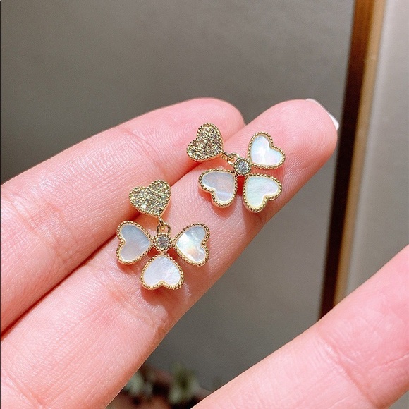 🔸2 for $15🔸Earrings - Picture 4 of 6